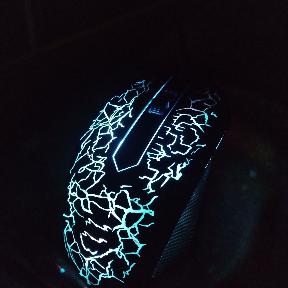 LED Color Changing Gaming Mouse - Picture 5 of 7